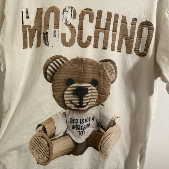 Moschino Couture Men's Ivory "This Is Not A Moschino Toy" Large Tshirt - Picture 2 of 5